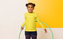 Load image into Gallery viewer, SUCCESS WIRE Paris Daisy Yellow Rash Guard for Little Girls (2T-7)