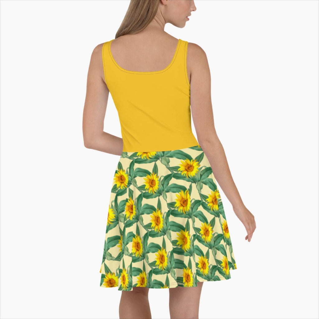 SUCCESS WIRE Signature Yellow Blooming Sunflower Pattern Skater