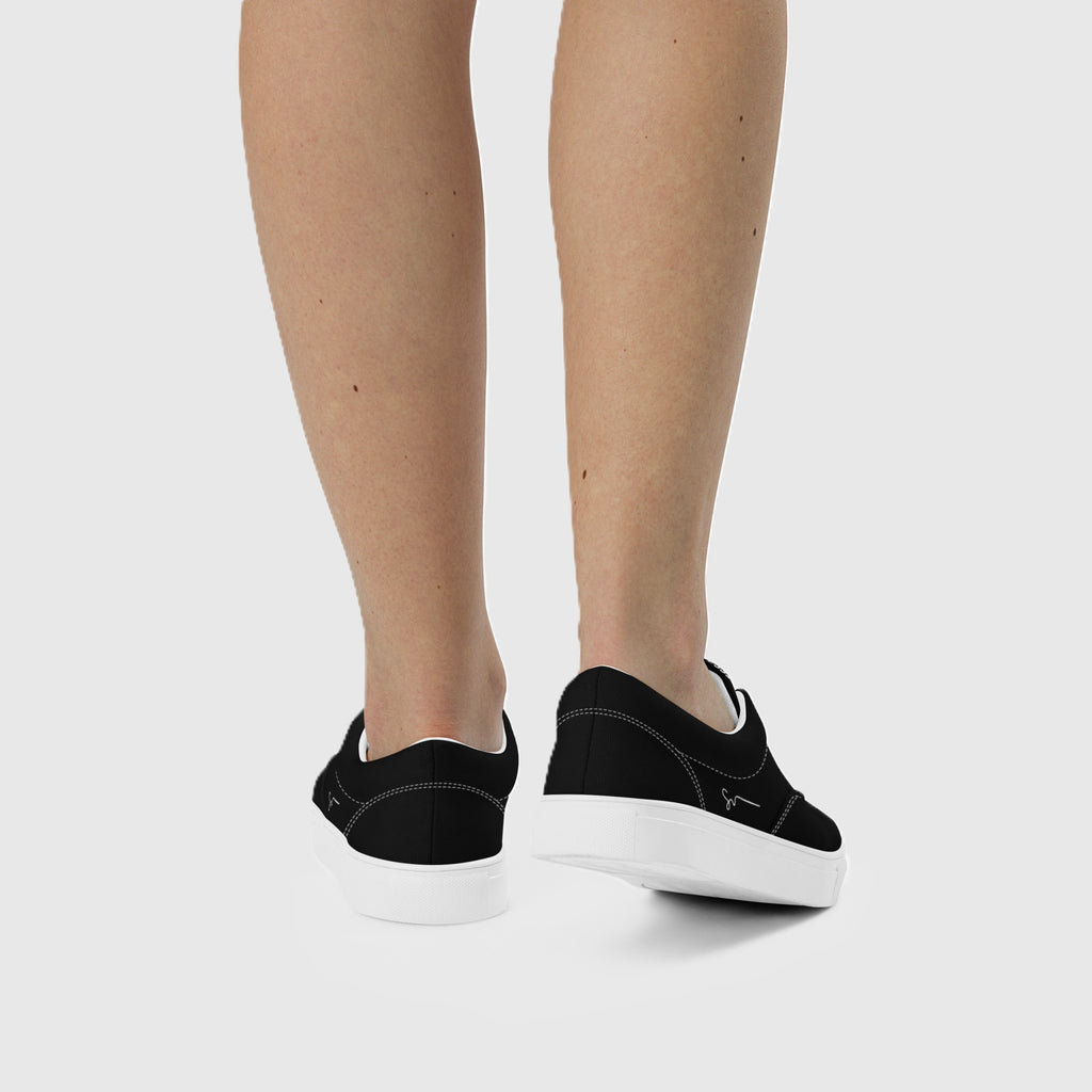 SUCCESS WIRE Classic Lace-up Canvas Shoes for Women - Black