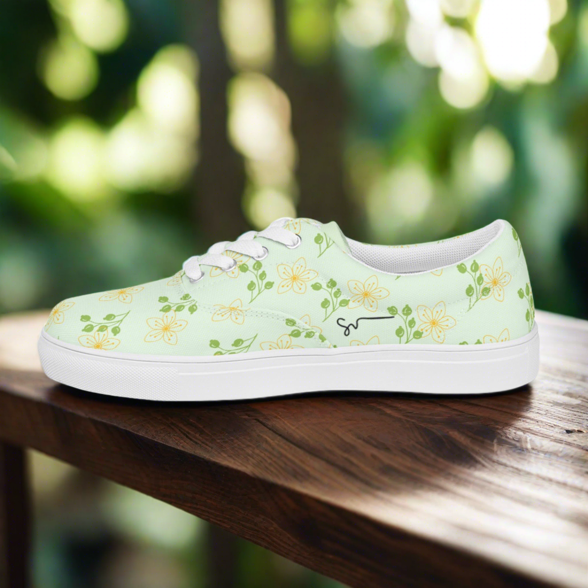 SUCCESS WIRE Blooming Dreams Lace-up Canvas Shoes for Women